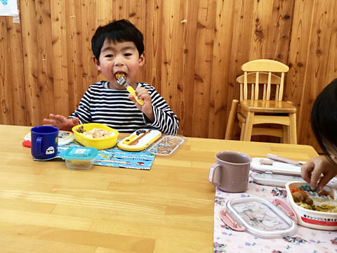 はじめてのお弁当03