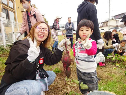新聞紙あそび